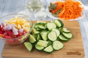 Salată de castraveți „Salut de vară” - fotografie pasul 2