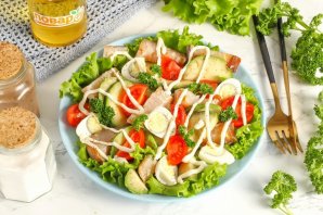 Salată cu pește afumat și avocado - foto pasul 5